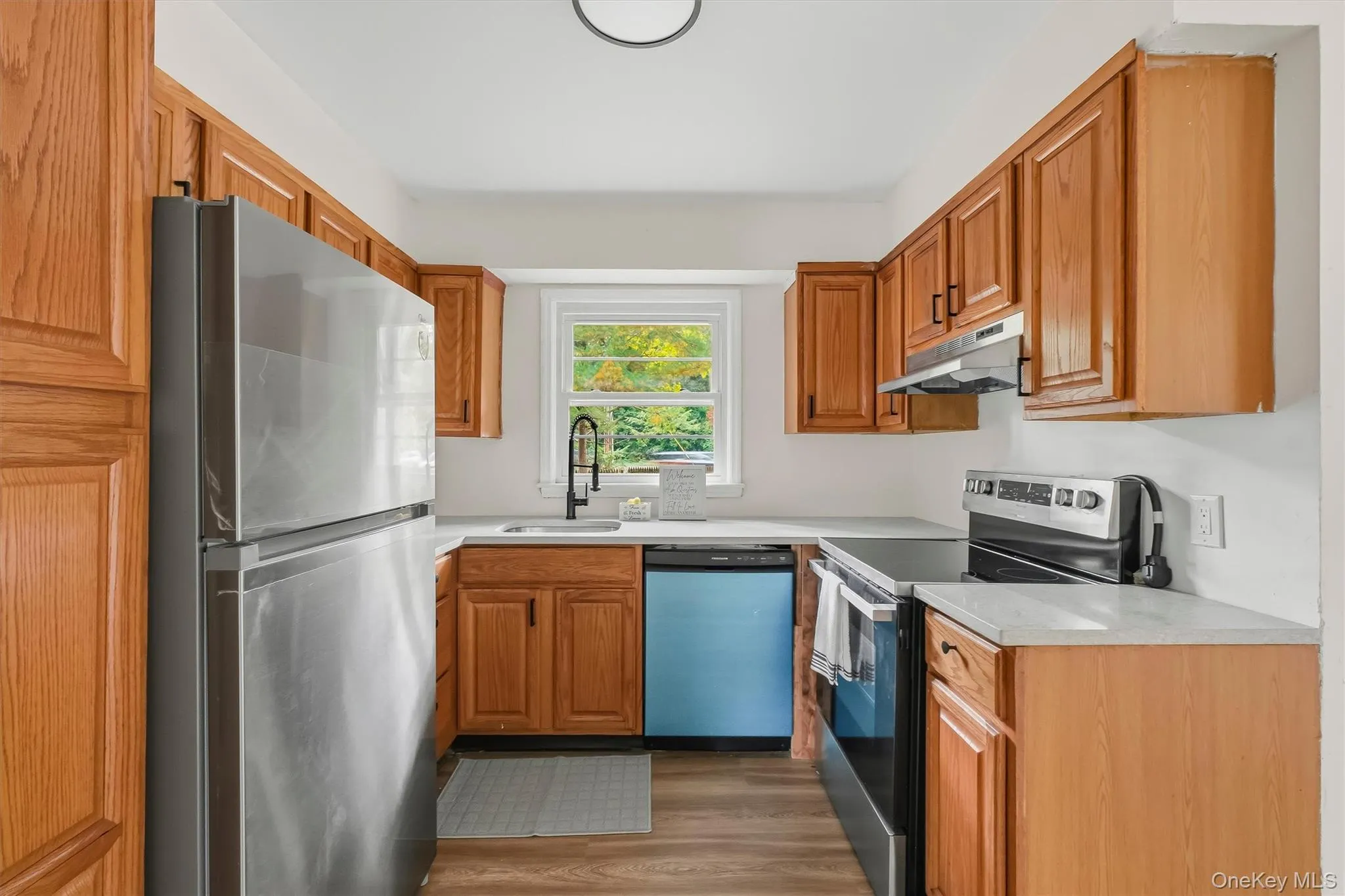 2710 South Road, Poughkeepsie, NY, 2 Bedrooms Bedrooms, 5 Rooms Rooms,1 BathroomBathrooms,Residential,For Rent,South,0,1051150 2710 South Road, Poughkeepsie, NY, 2 Bedrooms Bedrooms, 5 Rooms Rooms,1 BathroomBathrooms,Residential,For Rent,South,0,1051150