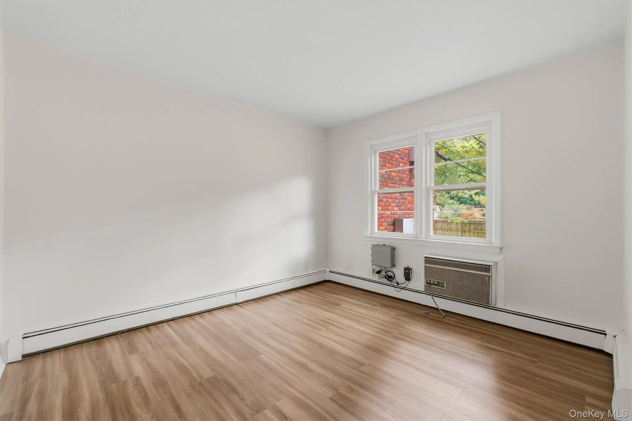 2710 South Road, Poughkeepsie, NY, 2 Bedrooms Bedrooms, 5 Rooms Rooms,1 BathroomBathrooms,Residential,For Rent,South,0,1051150 2710 South Road, Poughkeepsie, NY, 2 Bedrooms Bedrooms, 5 Rooms Rooms,1 BathroomBathrooms,Residential,For Rent,South,0,1051150