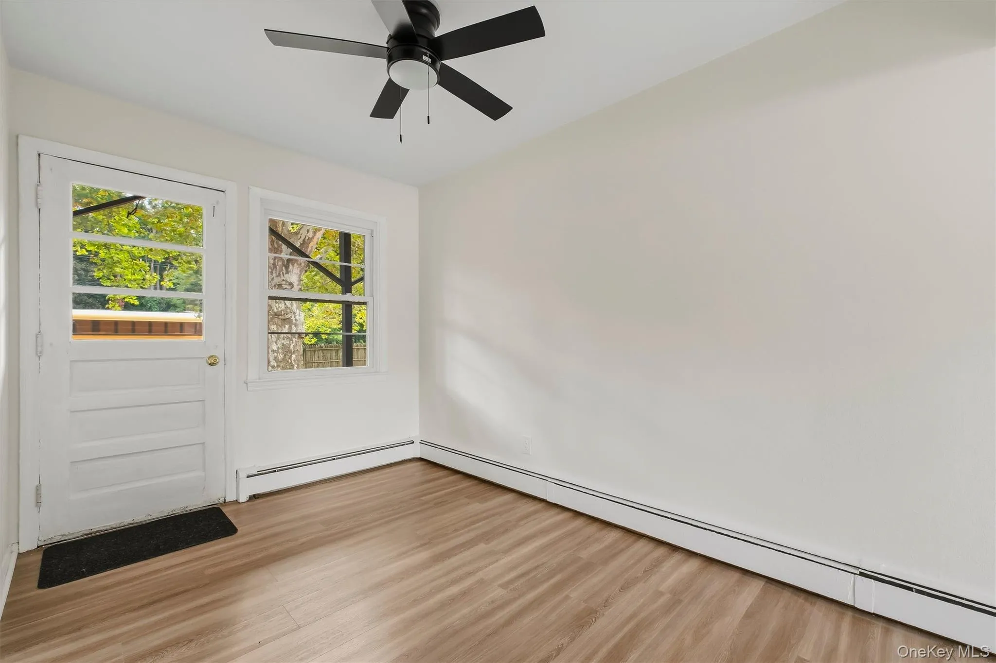 2710 South Road, Poughkeepsie, NY, 2 Bedrooms Bedrooms, 5 Rooms Rooms,1 BathroomBathrooms,Residential,For Rent,South,0,1051150 2710 South Road, Poughkeepsie, NY, 2 Bedrooms Bedrooms, 5 Rooms Rooms,1 BathroomBathrooms,Residential,For Rent,South,0,1051150
