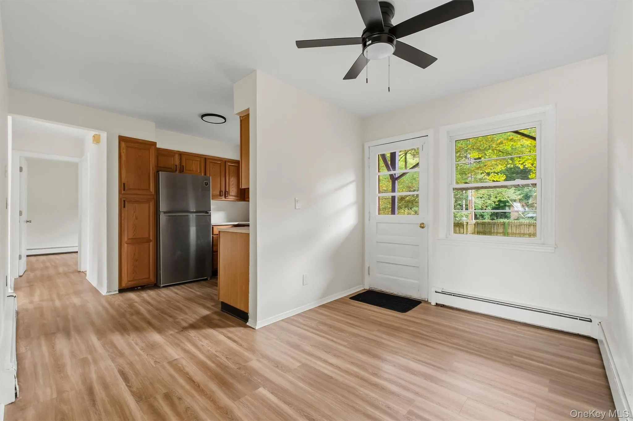 2710 South Road, Poughkeepsie, NY, 2 Bedrooms Bedrooms, 5 Rooms Rooms,1 BathroomBathrooms,Residential,For Rent,South,0,1051150 2710 South Road, Poughkeepsie, NY, 2 Bedrooms Bedrooms, 5 Rooms Rooms,1 BathroomBathrooms,Residential,For Rent,South,0,1051150