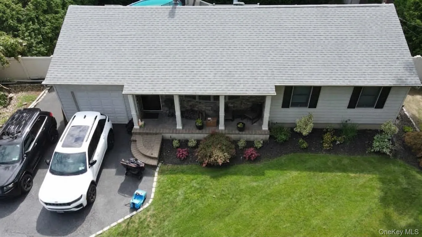 1026 Washington Avenue, Islip, NY, 3 Bedrooms Bedrooms, 8 Rooms Rooms,2 BathroomsBathrooms,Residential,For Rent,Washington,0,1051151 1026 Washington Avenue, Islip, NY, 3 Bedrooms Bedrooms, 8 Rooms Rooms,2 BathroomsBathrooms,Residential,For Rent,Washington,0,1051151