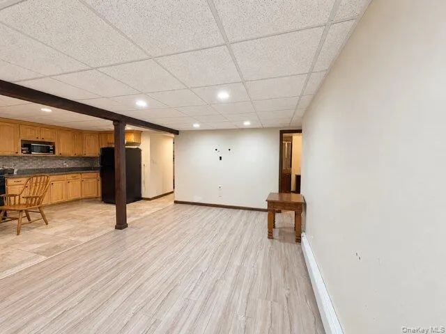 Fully Finished basement with summer kitchen Fully Finished basement with summer kitchen