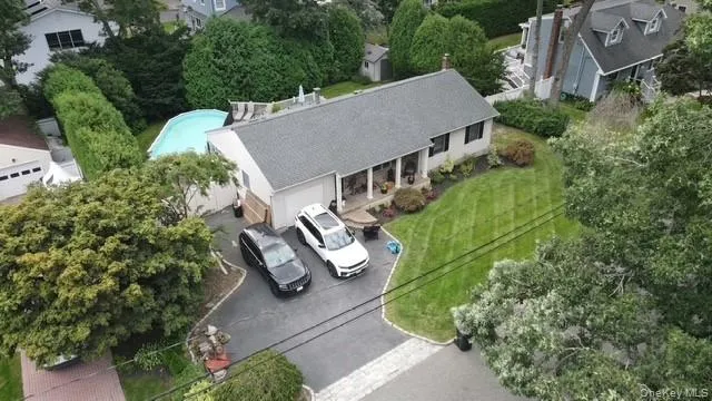1026 Washington Avenue, Islip, NY, 3 Bedrooms Bedrooms, 8 Rooms Rooms,2 BathroomsBathrooms,Residential,For Rent,Washington,0,1051151 1026 Washington Avenue, Islip, NY, 3 Bedrooms Bedrooms, 8 Rooms Rooms,2 BathroomsBathrooms,Residential,For Rent,Washington,0,1051151