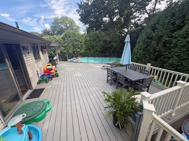 1026 Washington Avenue, Islip, NY, 3 Bedrooms Bedrooms, 8 Rooms Rooms,2 BathroomsBathrooms,Residential,For Rent,Washington,0,1051151 1026 Washington Avenue, Islip, NY, 3 Bedrooms Bedrooms, 8 Rooms Rooms,2 BathroomsBathrooms,Residential,For Rent,Washington,0,1051151