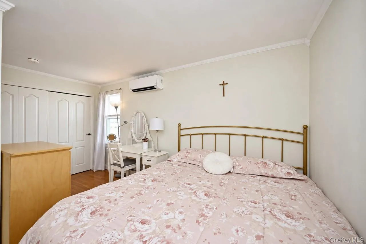 108 6th Road, New York, NY, 4 Bedrooms Bedrooms, 7 Rooms Rooms,2 BathroomsBathrooms,Residential,For Rent,6th,0,1051152 108 6th Road, New York, NY, 4 Bedrooms Bedrooms, 7 Rooms Rooms,2 BathroomsBathrooms,Residential,For Rent,6th,0,1051152