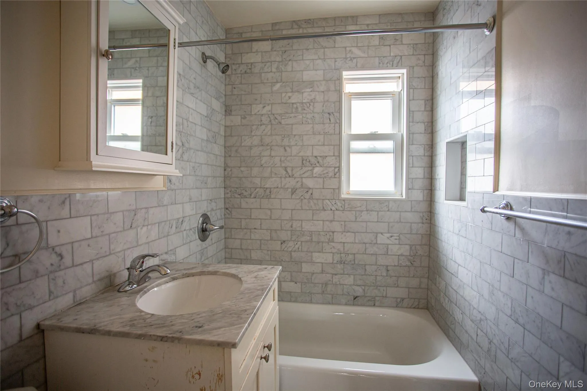 765 Shore Road, Long Beach, NY, 1 Bedroom Bedrooms, 4 Rooms Rooms,1 BathroomBathrooms,Residential Lease,For Rent,Shore,0,1051154 765 Shore Road, Long Beach, NY, 1 Bedroom Bedrooms, 4 Rooms Rooms,1 BathroomBathrooms,Residential Lease,For Rent,Shore,0,1051154