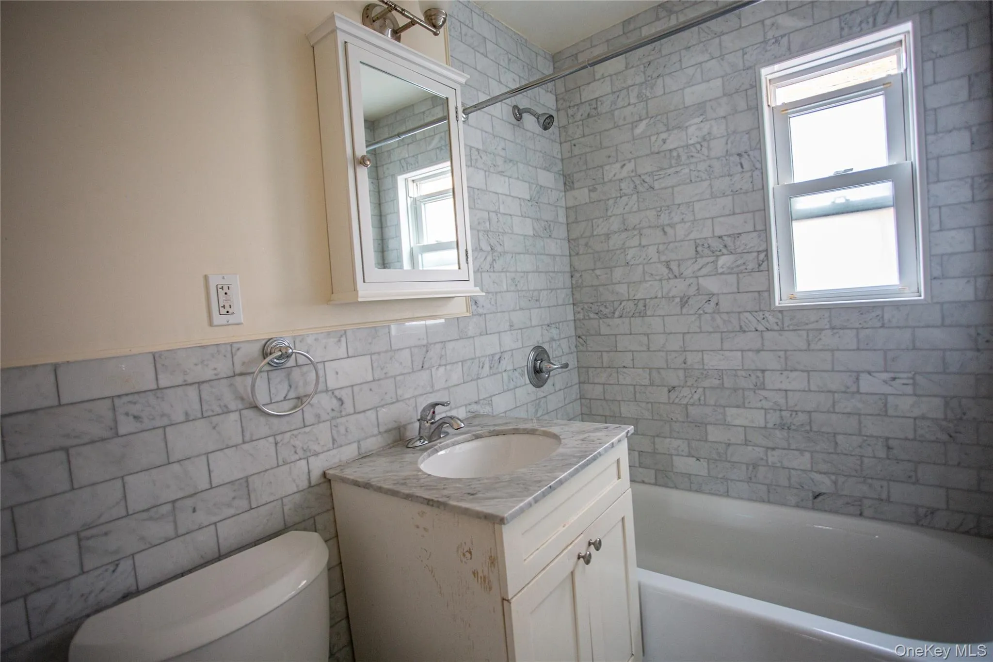 765 Shore Road, Long Beach, NY, 1 Bedroom Bedrooms, 4 Rooms Rooms,1 BathroomBathrooms,Residential Lease,For Rent,Shore,0,1051154 765 Shore Road, Long Beach, NY, 1 Bedroom Bedrooms, 4 Rooms Rooms,1 BathroomBathrooms,Residential Lease,For Rent,Shore,0,1051154