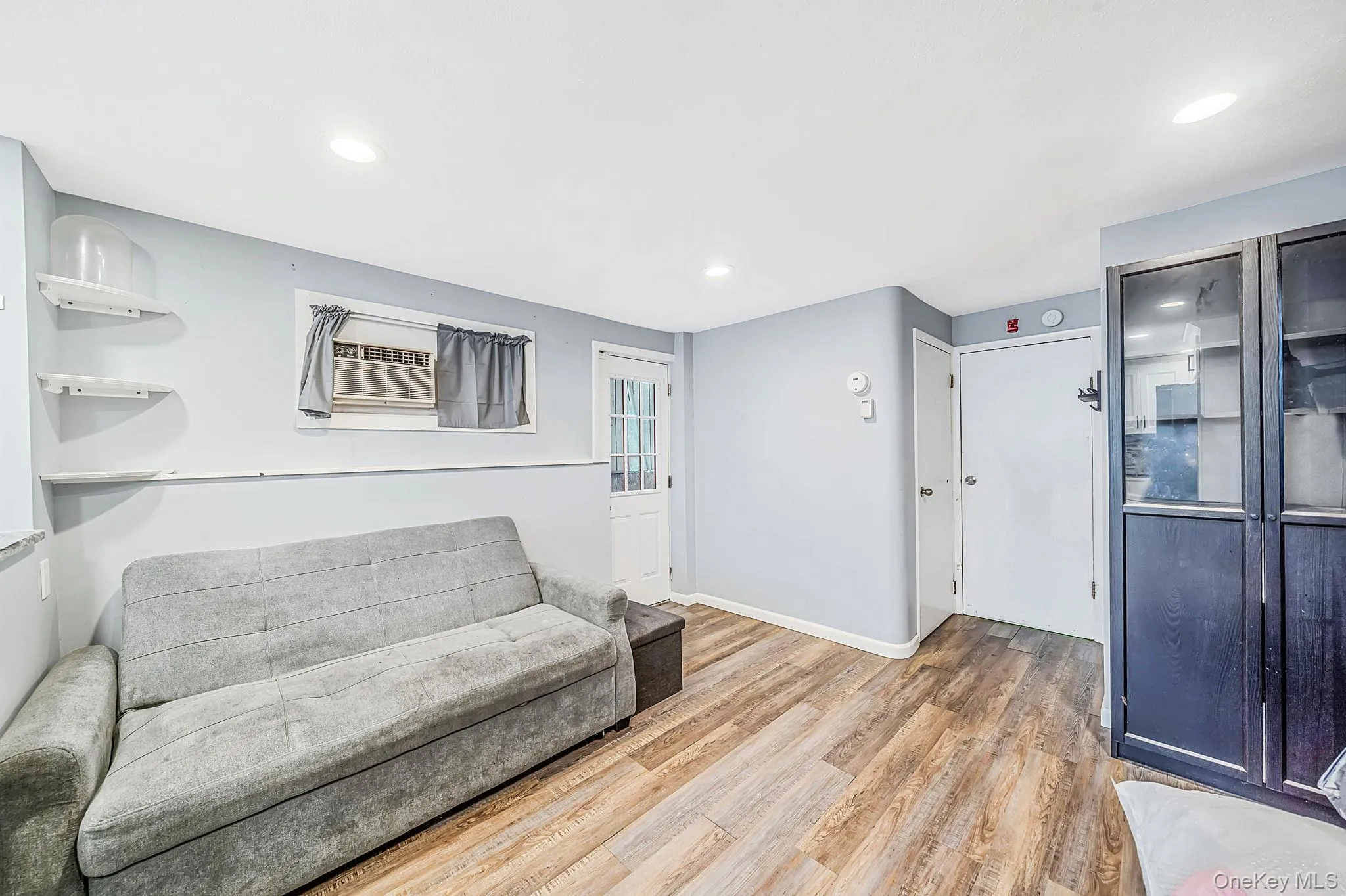 9 Mulberry Drive, Smithtown, NY, 4 Bedrooms Bedrooms, 9 Rooms Rooms,2 BathroomsBathrooms,Residential,For Rent,Mulberry,0,1051155 9 Mulberry Drive, Smithtown, NY, 4 Bedrooms Bedrooms, 9 Rooms Rooms,2 BathroomsBathrooms,Residential,For Rent,Mulberry,0,1051155