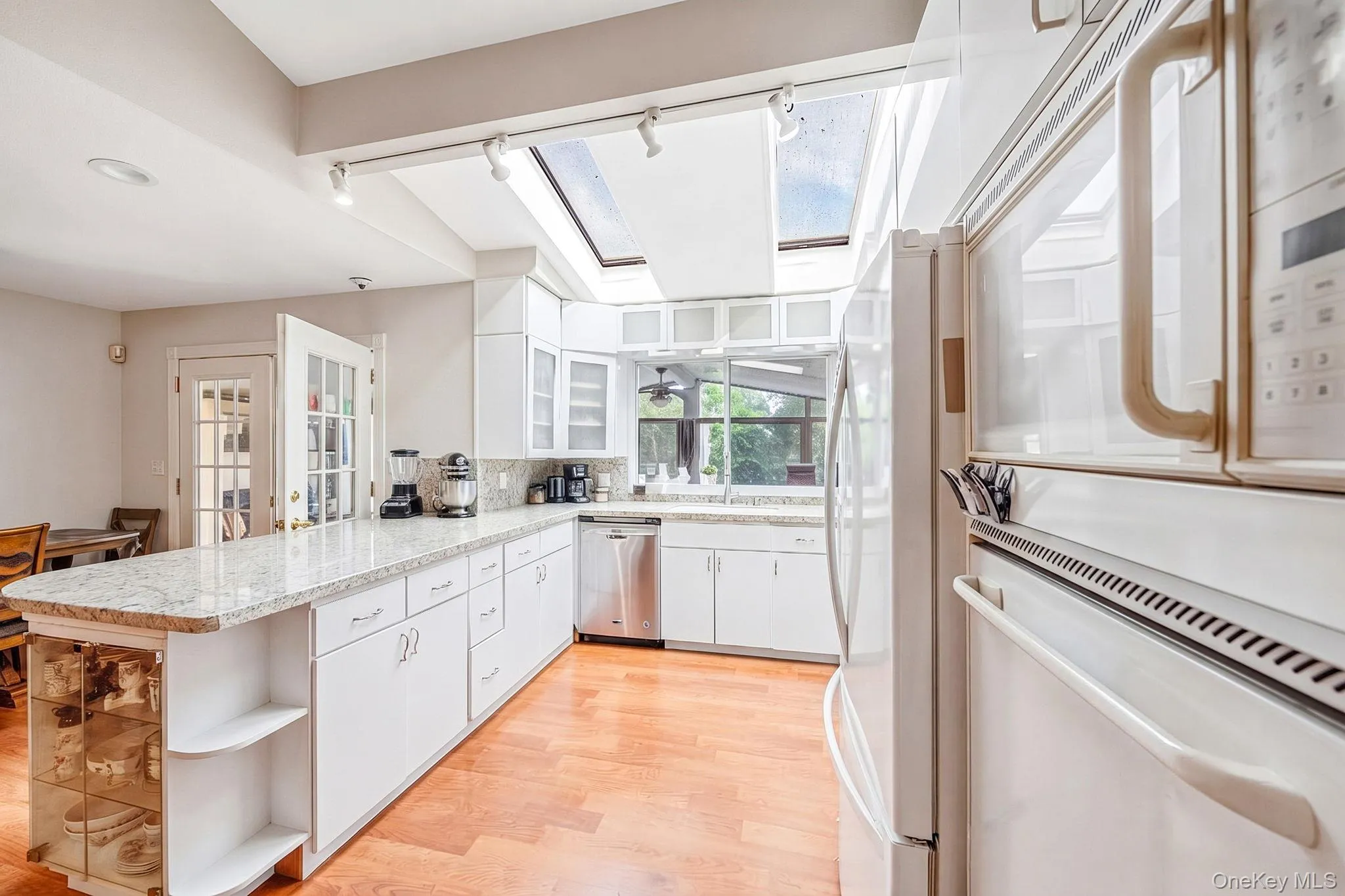 9 Mulberry Drive, Smithtown, NY, 4 Bedrooms Bedrooms, 9 Rooms Rooms,2 BathroomsBathrooms,Residential,For Rent,Mulberry,0,1051155 9 Mulberry Drive, Smithtown, NY, 4 Bedrooms Bedrooms, 9 Rooms Rooms,2 BathroomsBathrooms,Residential,For Rent,Mulberry,0,1051155