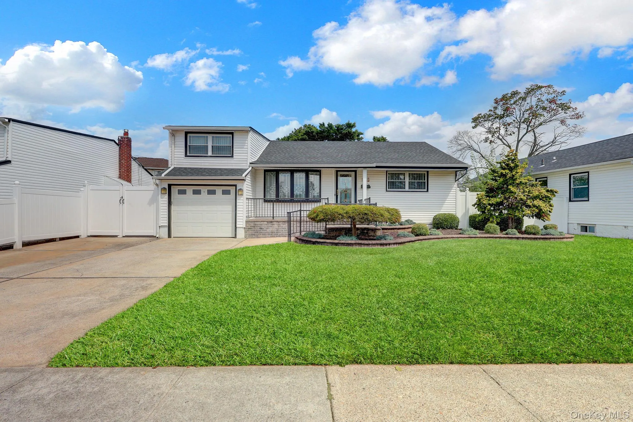 148 Dean Street, Oyster Bay, NY, 3 Bedrooms Bedrooms, 6 Rooms Rooms,2 BathroomsBathrooms,Residential,For Rent,Dean,0,1051156 148 Dean Street, Oyster Bay, NY, 3 Bedrooms Bedrooms, 6 Rooms Rooms,2 BathroomsBathrooms,Residential,For Rent,Dean,0,1051156