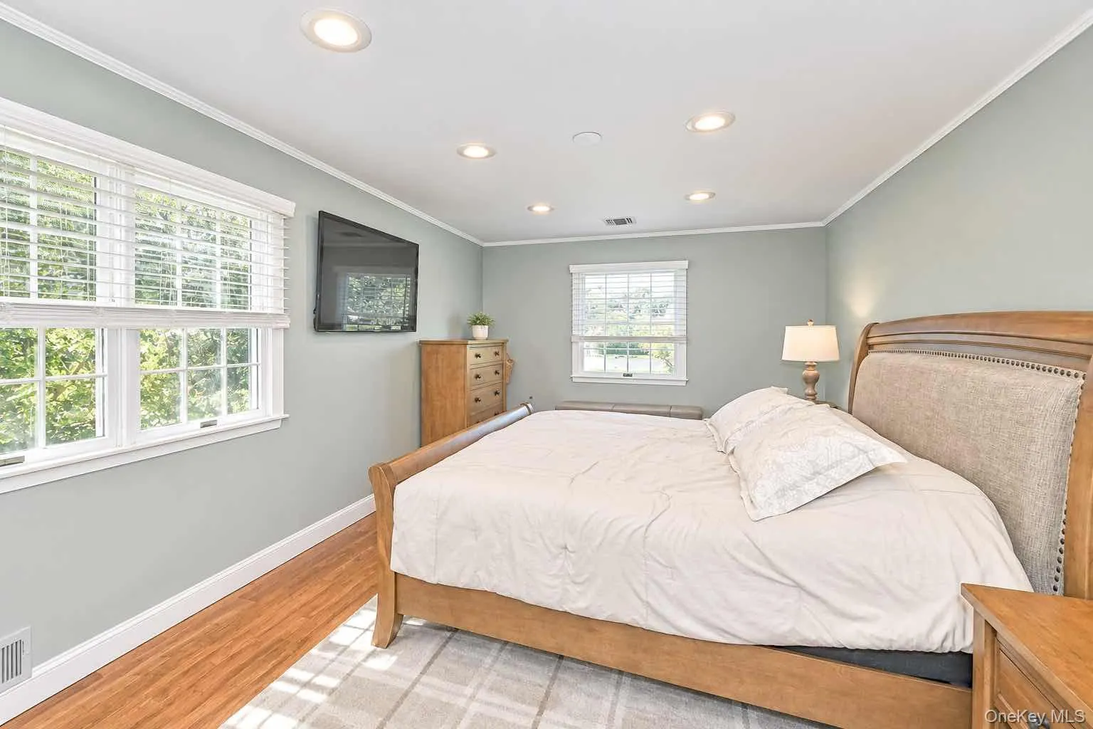 37 Gaymor Lane, Smithtown, NY, 4 Bedrooms Bedrooms, 9 Rooms Rooms,2 BathroomsBathrooms,Residential,For Rent,Gaymor,0,1051164 37 Gaymor Lane, Smithtown, NY, 4 Bedrooms Bedrooms, 9 Rooms Rooms,2 BathroomsBathrooms,Residential,For Rent,Gaymor,0,1051164
