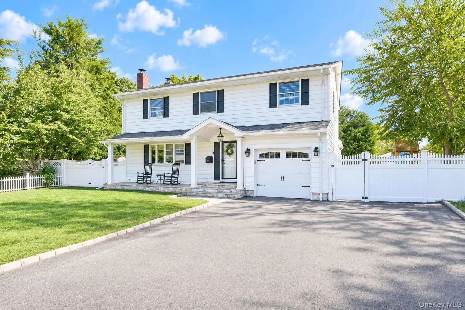 37 Gaymor Lane, Smithtown, NY, 4 Bedrooms Bedrooms, 9 Rooms Rooms,2 BathroomsBathrooms,Residential,For Rent,Gaymor,0,1051164 37 Gaymor Lane, Smithtown, NY, 4 Bedrooms Bedrooms, 9 Rooms Rooms,2 BathroomsBathrooms,Residential,For Rent,Gaymor,0,1051164