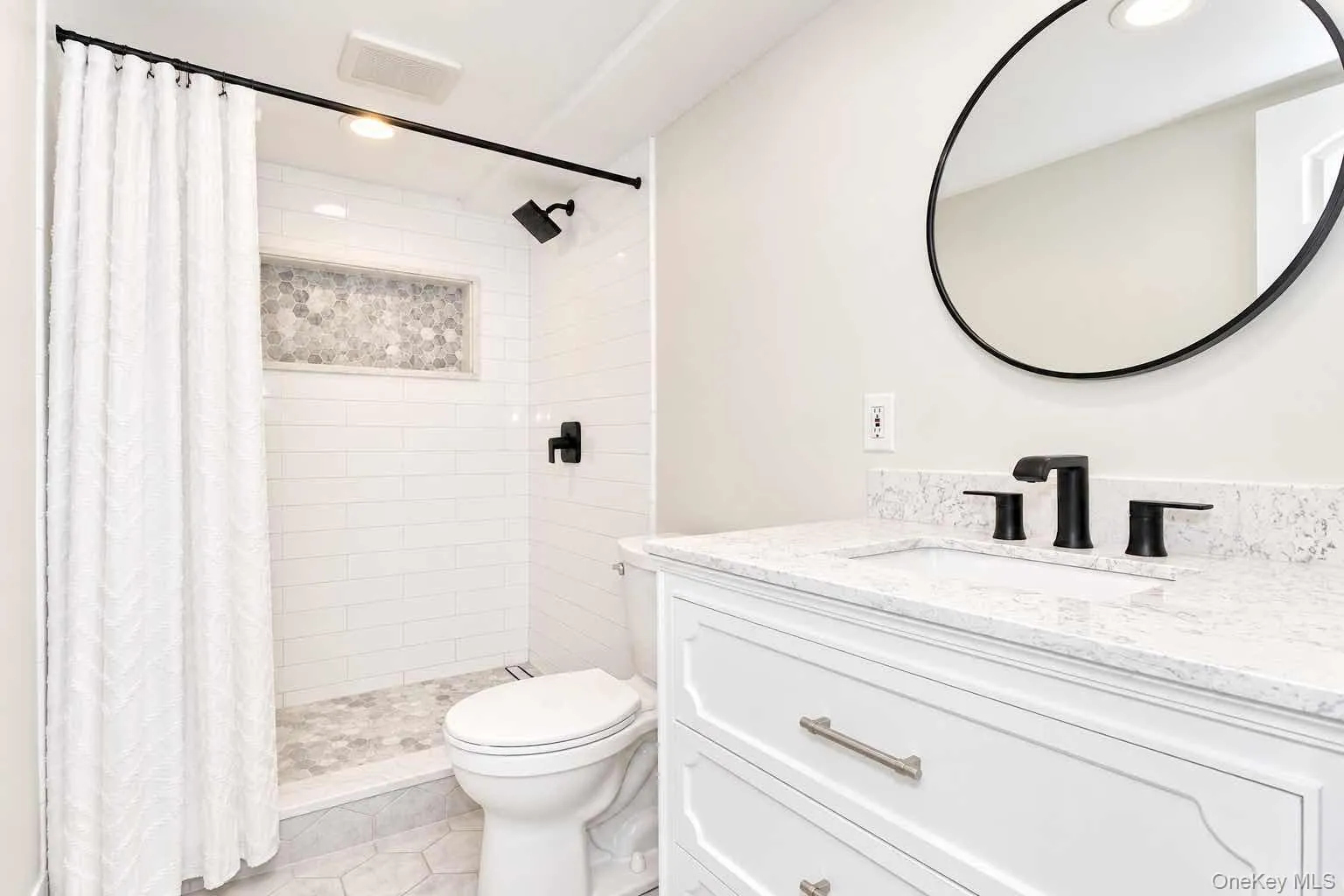 37 Gaymor Lane, Smithtown, NY, 4 Bedrooms Bedrooms, 9 Rooms Rooms,2 BathroomsBathrooms,Residential,For Rent,Gaymor,0,1051164 37 Gaymor Lane, Smithtown, NY, 4 Bedrooms Bedrooms, 9 Rooms Rooms,2 BathroomsBathrooms,Residential,For Rent,Gaymor,0,1051164