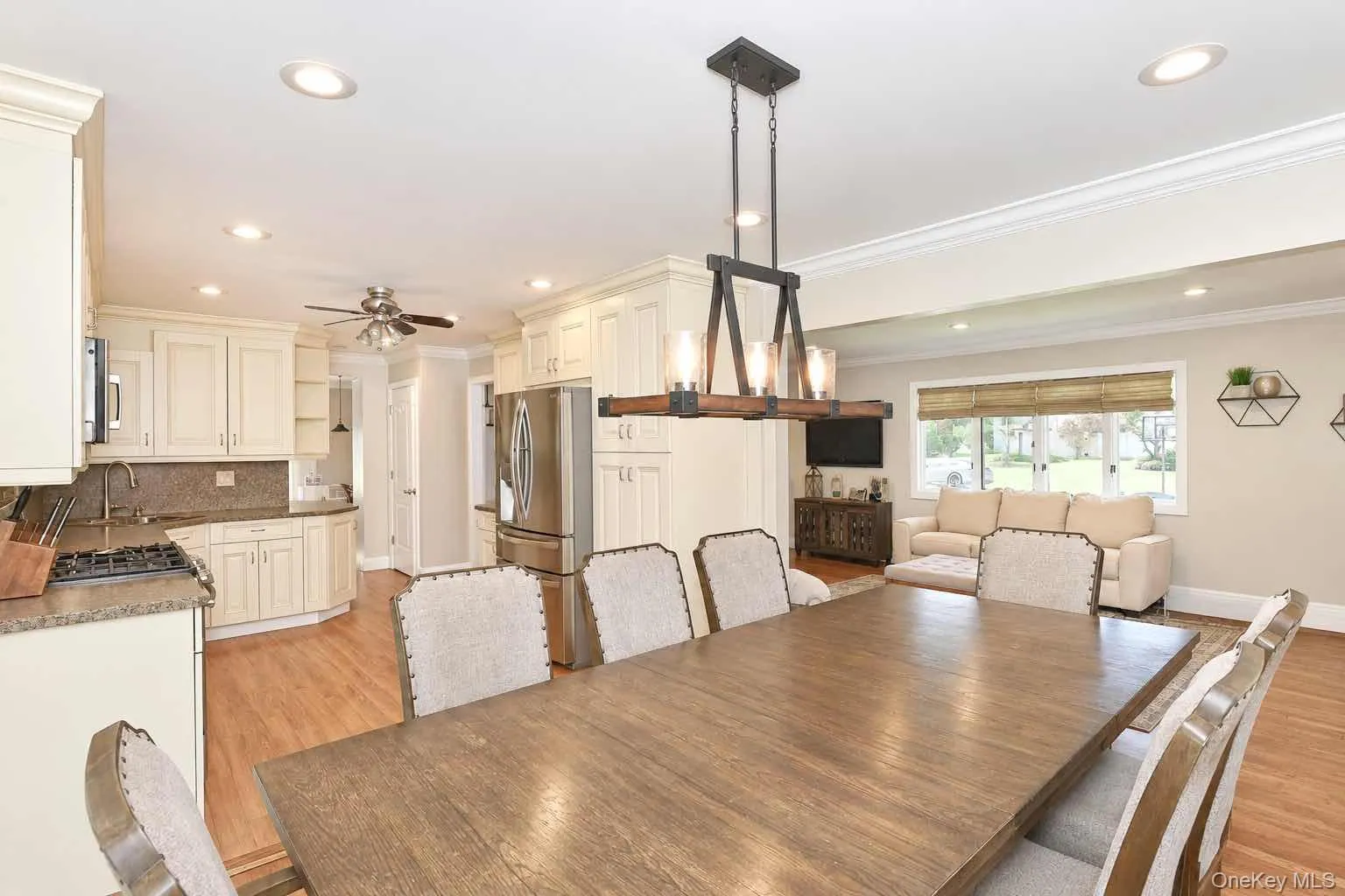 37 Gaymor Lane, Smithtown, NY, 4 Bedrooms Bedrooms, 9 Rooms Rooms,2 BathroomsBathrooms,Residential,For Rent,Gaymor,0,1051164 37 Gaymor Lane, Smithtown, NY, 4 Bedrooms Bedrooms, 9 Rooms Rooms,2 BathroomsBathrooms,Residential,For Rent,Gaymor,0,1051164