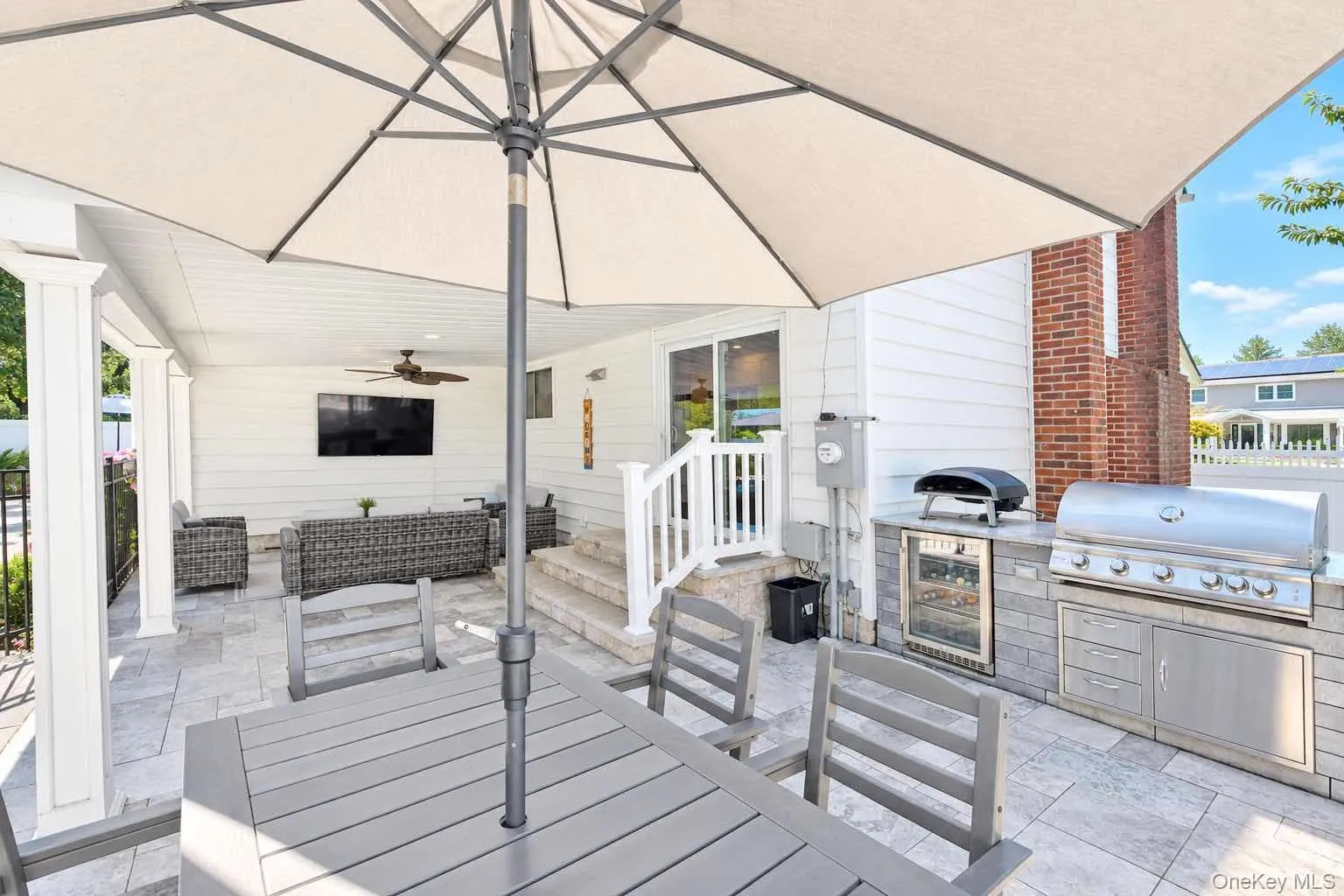 37 Gaymor Lane, Smithtown, NY, 4 Bedrooms Bedrooms, 9 Rooms Rooms,2 BathroomsBathrooms,Residential,For Rent,Gaymor,0,1051164 37 Gaymor Lane, Smithtown, NY, 4 Bedrooms Bedrooms, 9 Rooms Rooms,2 BathroomsBathrooms,Residential,For Rent,Gaymor,0,1051164