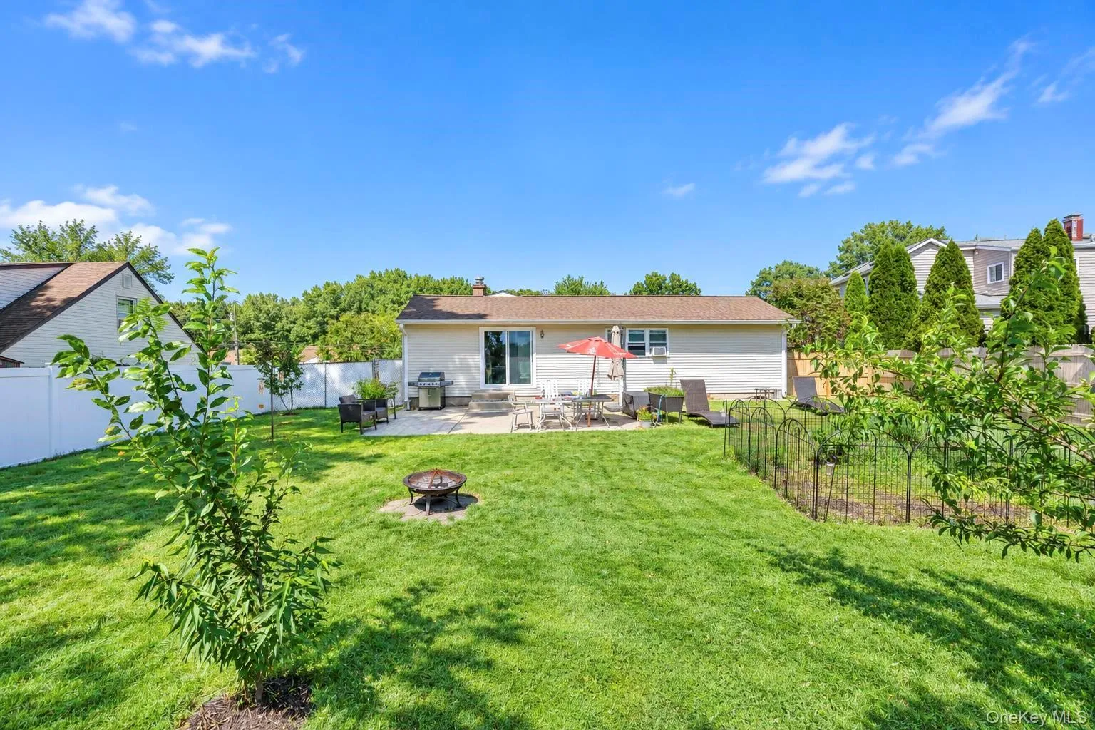 143 Stuyvesant Drive, Brookhaven, NY, 3 Bedrooms Bedrooms, ,1 BathroomBathrooms,Residential,For Rent,Stuyvesant,0,1051167 143 Stuyvesant Drive, Brookhaven, NY, 3 Bedrooms Bedrooms, ,1 BathroomBathrooms,Residential,For Rent,Stuyvesant,0,1051167