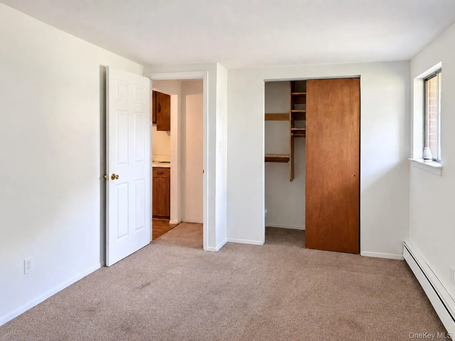 Bedroom_Closet_View Bedroom_Closet_View