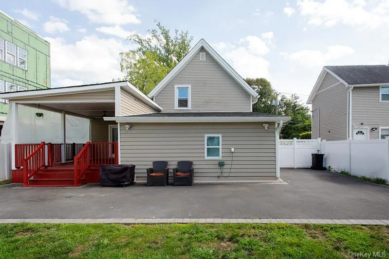 1 Brightside Avenue, Islip, NY, 5 Bedrooms Bedrooms, 7 Rooms Rooms,3 BathroomsBathrooms,Residential,For Rent,Brightside,0,1051183 1 Brightside Avenue, Islip, NY, 5 Bedrooms Bedrooms, 7 Rooms Rooms,3 BathroomsBathrooms,Residential,For Rent,Brightside,0,1051183
