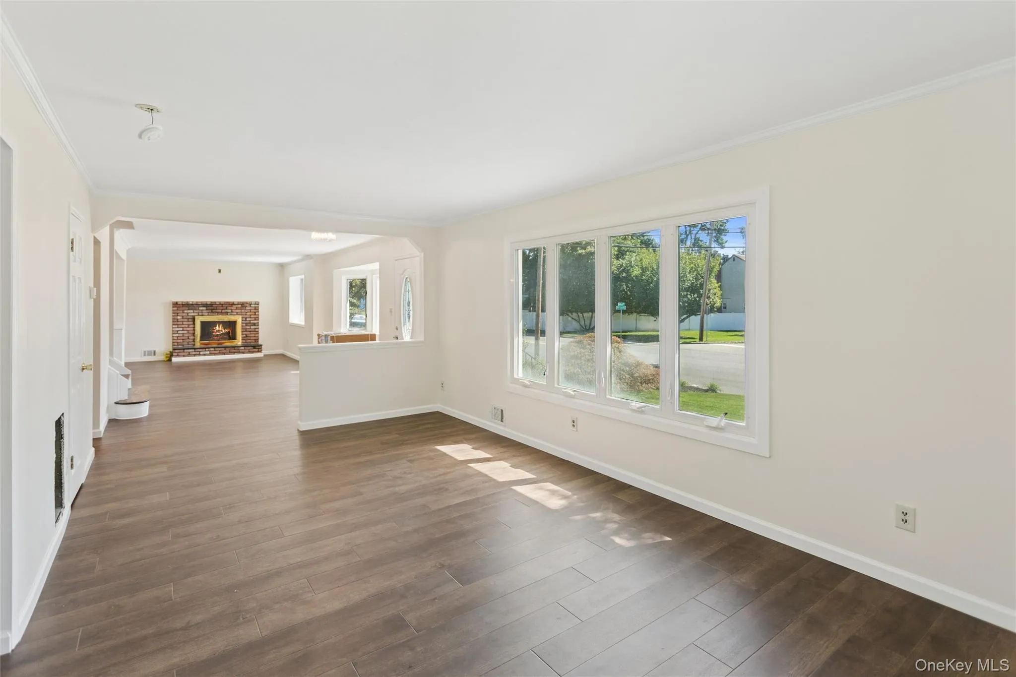 597 Old Country Road, Babylon, NY, 4 Bedrooms Bedrooms, 12 Rooms Rooms,2 BathroomsBathrooms,Residential,For Rent,Old Country,0,1051185 597 Old Country Road, Babylon, NY, 4 Bedrooms Bedrooms, 12 Rooms Rooms,2 BathroomsBathrooms,Residential,For Rent,Old Country,0,1051185