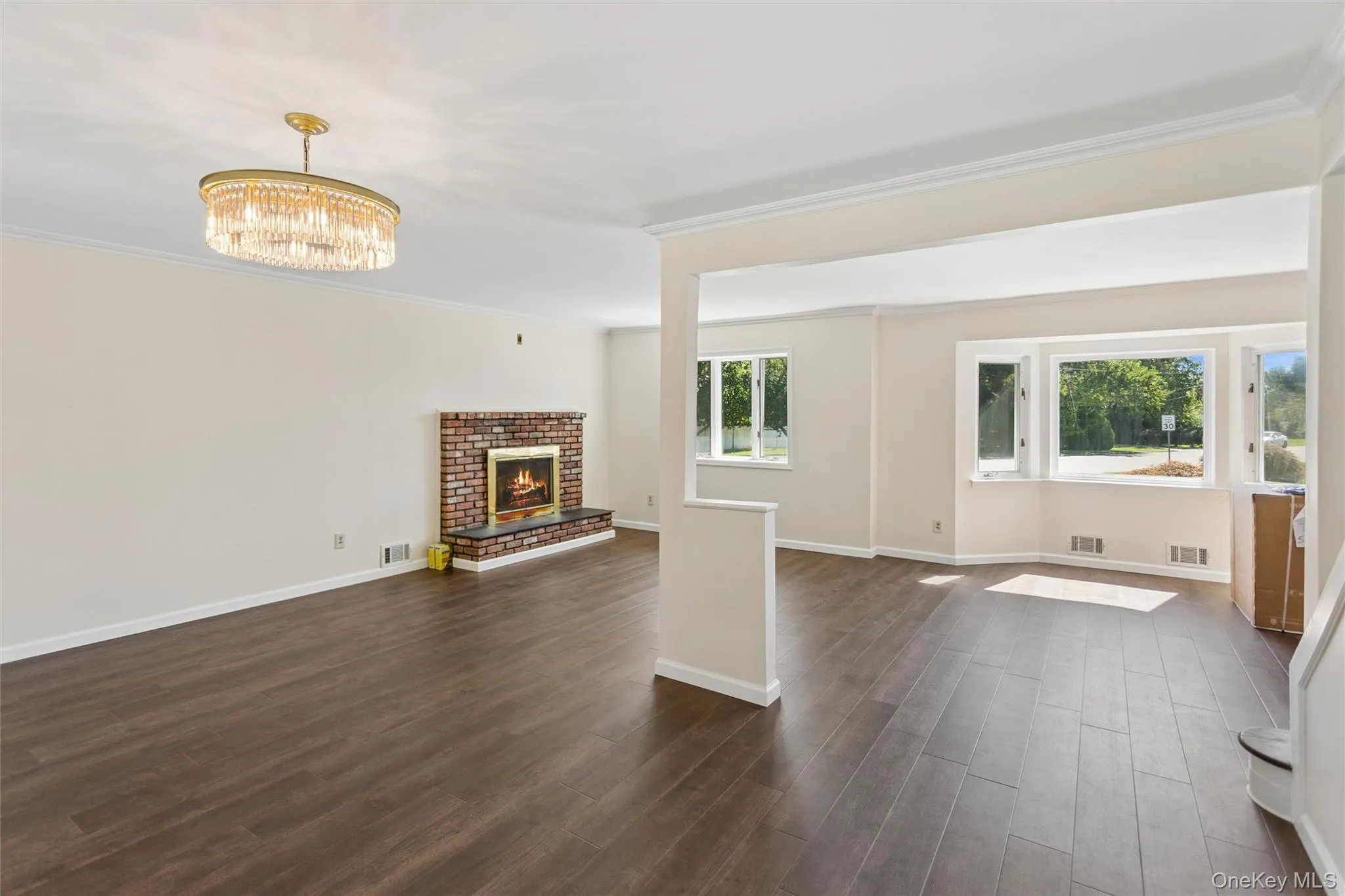 597 Old Country Road, Babylon, NY, 4 Bedrooms Bedrooms, 12 Rooms Rooms,2 BathroomsBathrooms,Residential,For Rent,Old Country,0,1051185 597 Old Country Road, Babylon, NY, 4 Bedrooms Bedrooms, 12 Rooms Rooms,2 BathroomsBathrooms,Residential,For Rent,Old Country,0,1051185