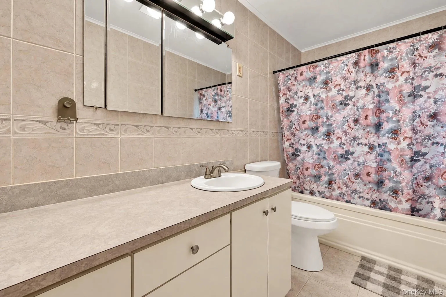 164 Landing Road, Glen Cove, NY, 3 Bedrooms Bedrooms, 7 Rooms Rooms,1 BathroomBathrooms,Residential,For Rent,Landing,0,1051188 164 Landing Road, Glen Cove, NY, 3 Bedrooms Bedrooms, 7 Rooms Rooms,1 BathroomBathrooms,Residential,For Rent,Landing,0,1051188