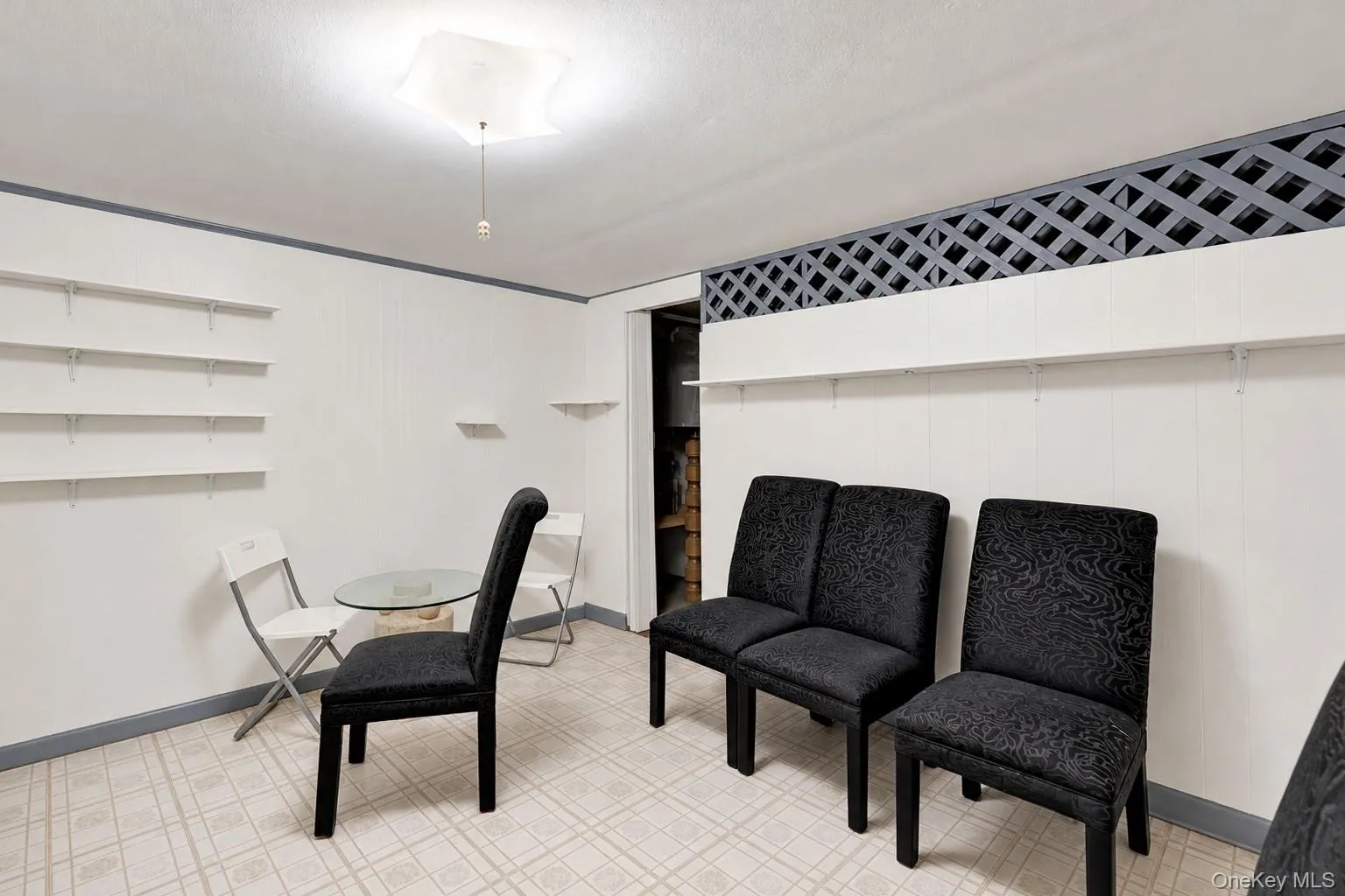 164 Landing Road, Glen Cove, NY, 3 Bedrooms Bedrooms, 7 Rooms Rooms,1 BathroomBathrooms,Residential,For Rent,Landing,0,1051188 164 Landing Road, Glen Cove, NY, 3 Bedrooms Bedrooms, 7 Rooms Rooms,1 BathroomBathrooms,Residential,For Rent,Landing,0,1051188