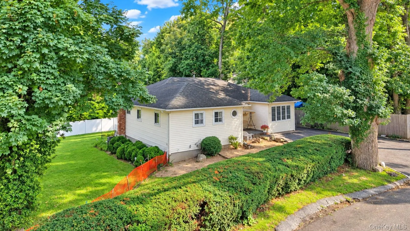 164 Landing Road, Glen Cove, NY, 3 Bedrooms Bedrooms, 7 Rooms Rooms,1 BathroomBathrooms,Residential,For Rent,Landing,0,1051188 164 Landing Road, Glen Cove, NY, 3 Bedrooms Bedrooms, 7 Rooms Rooms,1 BathroomBathrooms,Residential,For Rent,Landing,0,1051188