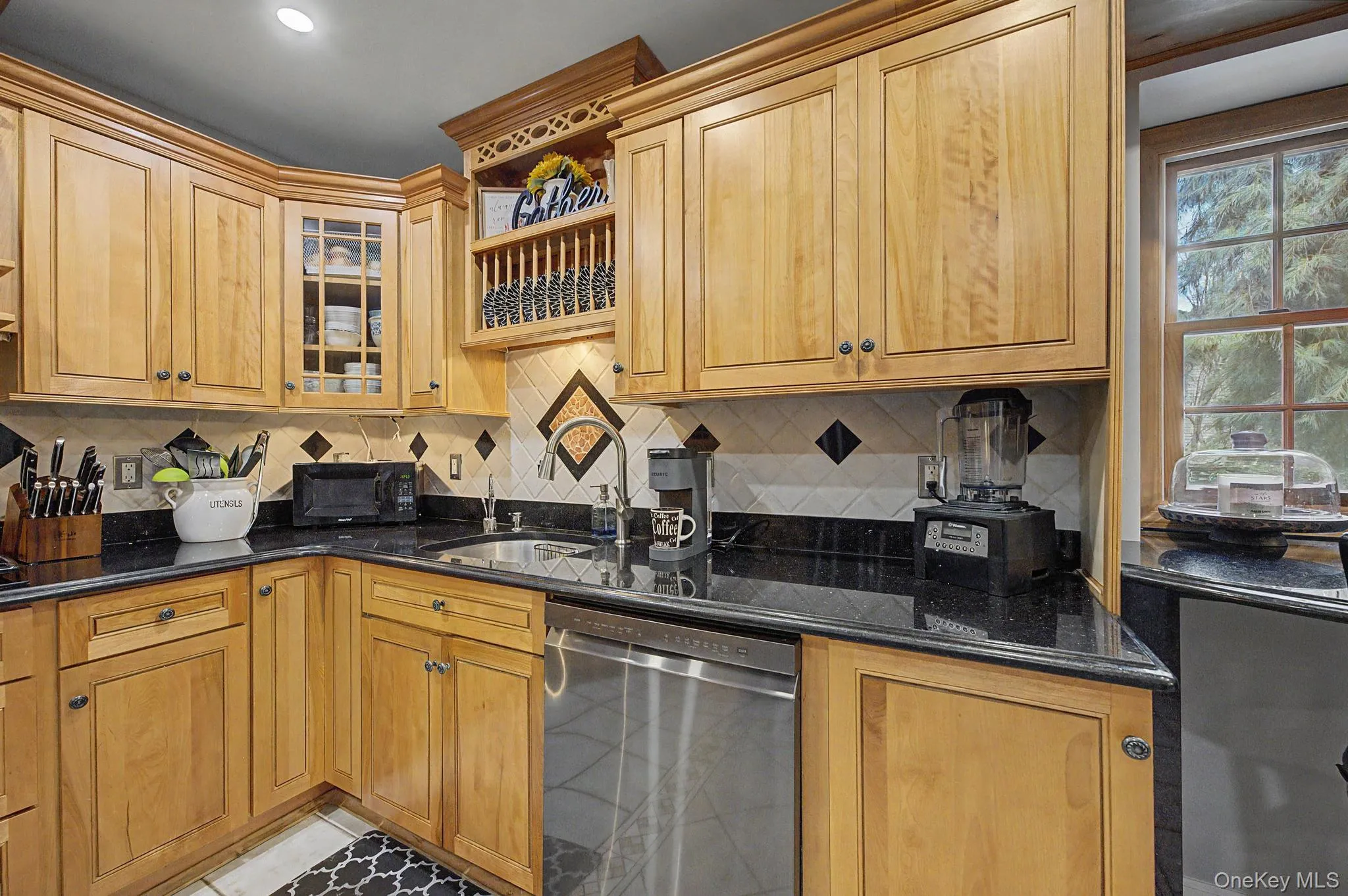 15 Winnecomac Circle, Smithtown, NY, 3 Bedrooms Bedrooms, 7 Rooms Rooms,2 BathroomsBathrooms,Residential,For Rent,Winnecomac,0,1051191 15 Winnecomac Circle, Smithtown, NY, 3 Bedrooms Bedrooms, 7 Rooms Rooms,2 BathroomsBathrooms,Residential,For Rent,Winnecomac,0,1051191