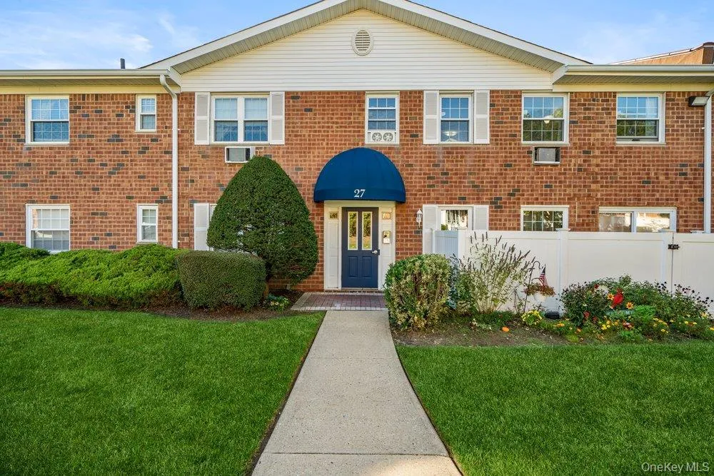 460 Old Town Road, Brookhaven, NY, 1 Bedroom Bedrooms, 3 Rooms Rooms,1 BathroomBathrooms,Residential,For Rent,Old Town,0,1051197 460 Old Town Road, Brookhaven, NY, 1 Bedroom Bedrooms, 3 Rooms Rooms,1 BathroomBathrooms,Residential,For Rent,Old Town,0,1051197