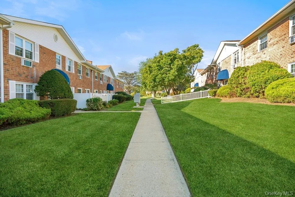 460 Old Town Road, Brookhaven, NY, 1 Bedroom Bedrooms, 3 Rooms Rooms,1 BathroomBathrooms,Residential,For Rent,Old Town,0,1051197 460 Old Town Road, Brookhaven, NY, 1 Bedroom Bedrooms, 3 Rooms Rooms,1 BathroomBathrooms,Residential,For Rent,Old Town,0,1051197