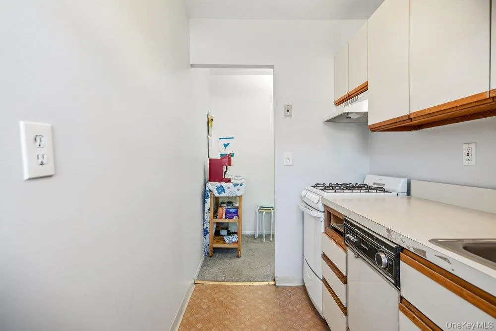 460 Old Town Road, Brookhaven, NY, 1 Bedroom Bedrooms, 3 Rooms Rooms,1 BathroomBathrooms,Residential,For Rent,Old Town,0,1051197 460 Old Town Road, Brookhaven, NY, 1 Bedroom Bedrooms, 3 Rooms Rooms,1 BathroomBathrooms,Residential,For Rent,Old Town,0,1051197