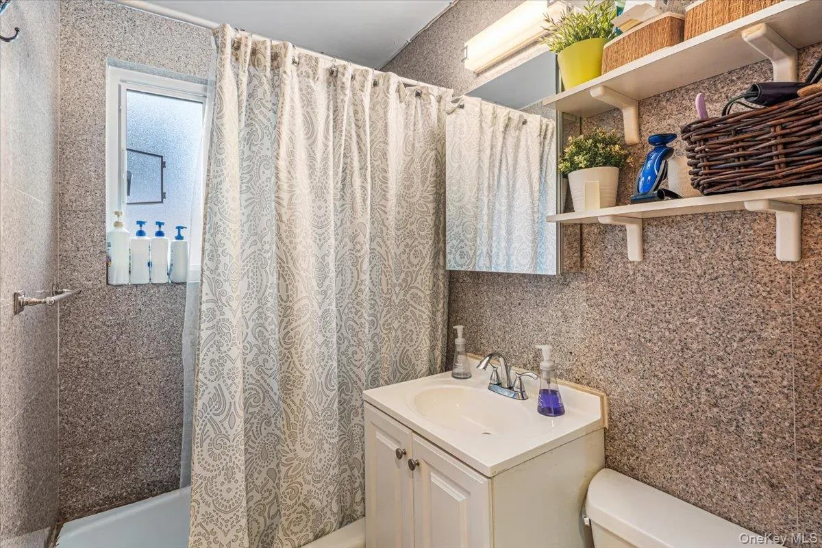218-19 68th Street, New York, NY, 1 Bedroom Bedrooms, 3 Rooms Rooms,1 BathroomBathrooms,Residential,For Rent,68th,0,1051200 218-19 68th Street, New York, NY, 1 Bedroom Bedrooms, 3 Rooms Rooms,1 BathroomBathrooms,Residential,For Rent,68th,0,1051200