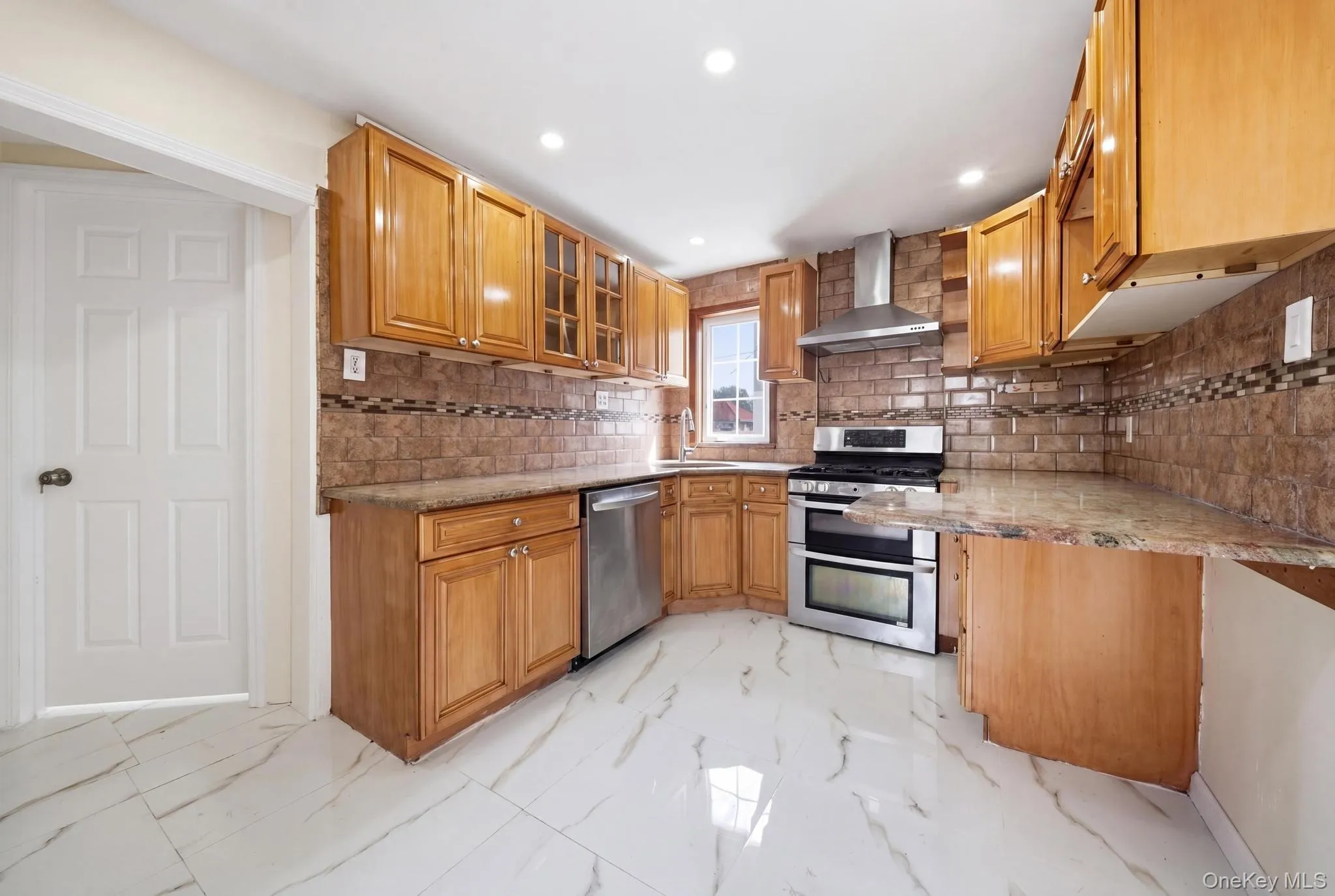 21615 113th Avenue, New York, NY, 4 Bedrooms Bedrooms, 10 Rooms Rooms,2 BathroomsBathrooms,Residential,For Rent,113th,0,1051202 21615 113th Avenue, New York, NY, 4 Bedrooms Bedrooms, 10 Rooms Rooms,2 BathroomsBathrooms,Residential,For Rent,113th,0,1051202