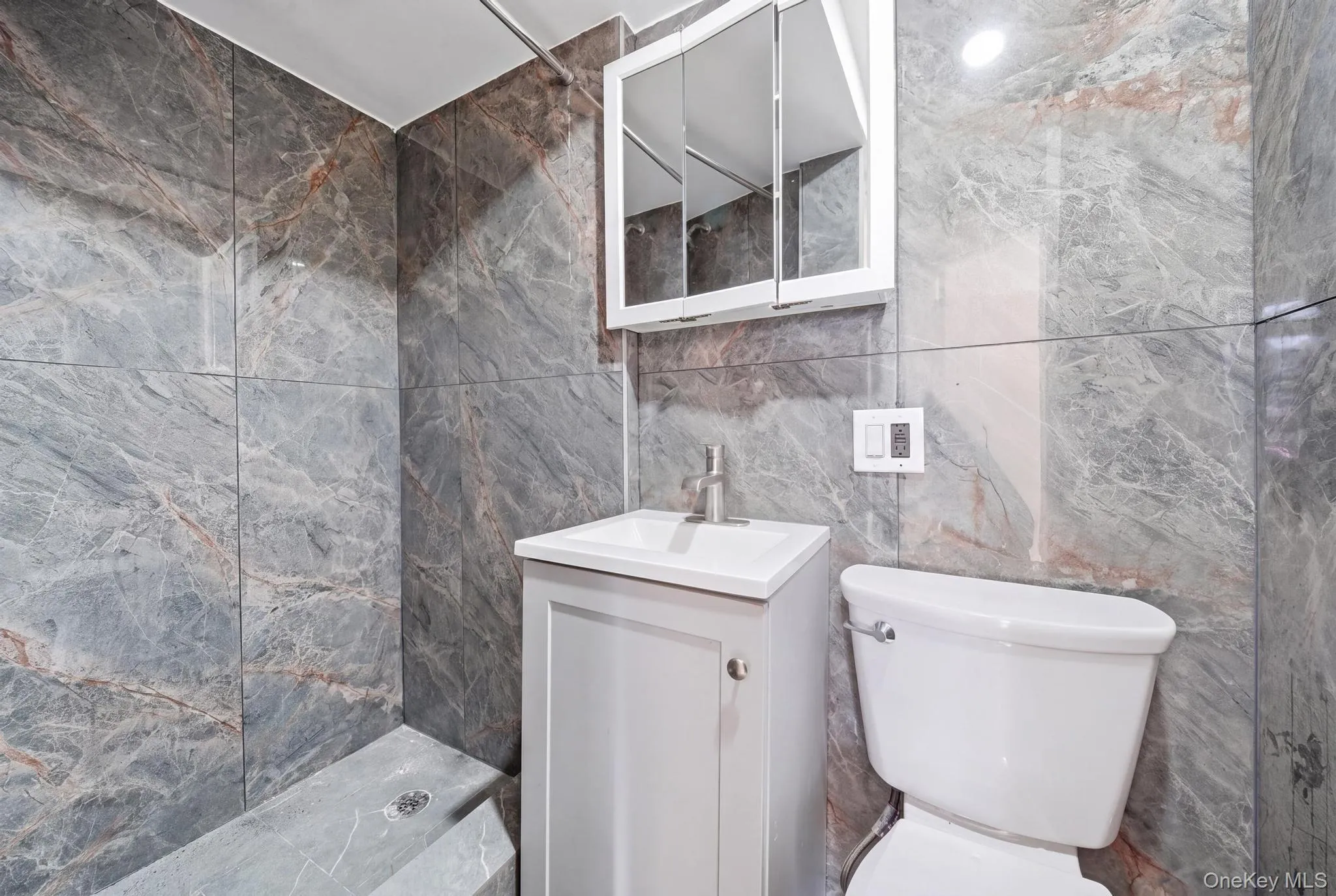 21615 113th Avenue, New York, NY, 4 Bedrooms Bedrooms, 10 Rooms Rooms,2 BathroomsBathrooms,Residential,For Rent,113th,0,1051202 21615 113th Avenue, New York, NY, 4 Bedrooms Bedrooms, 10 Rooms Rooms,2 BathroomsBathrooms,Residential,For Rent,113th,0,1051202