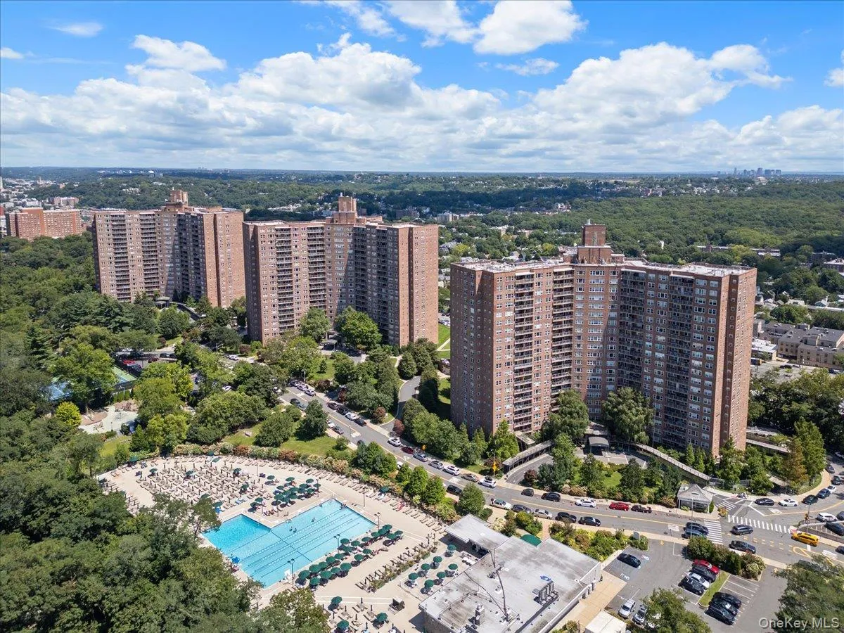 5700 Arlington Avenue, New York, NY, 1 Bedroom Bedrooms, 3 Rooms Rooms,1 BathroomBathrooms,Residential,For Rent,Arlington,0,1051206 5700 Arlington Avenue, New York, NY, 1 Bedroom Bedrooms, 3 Rooms Rooms,1 BathroomBathrooms,Residential,For Rent,Arlington,0,1051206