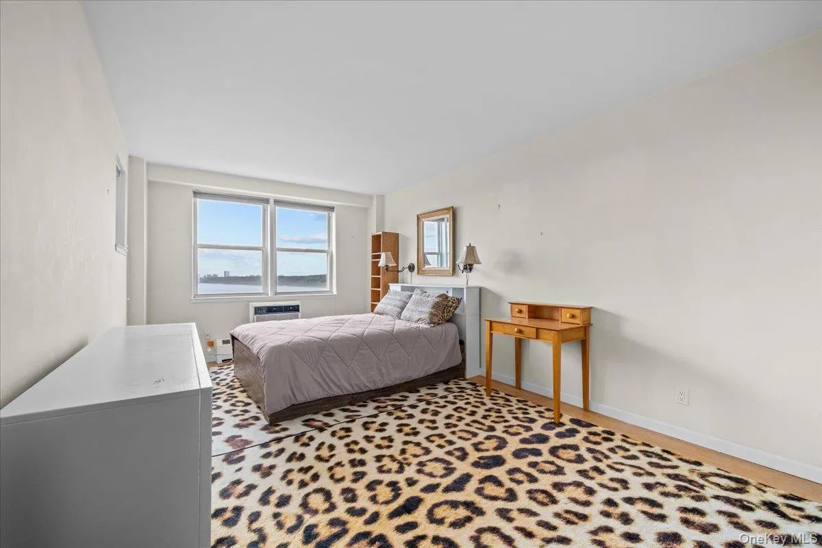 5700 Arlington Avenue, New York, NY, 1 Bedroom Bedrooms, 3 Rooms Rooms,1 BathroomBathrooms,Residential,For Rent,Arlington,0,1051206 5700 Arlington Avenue, New York, NY, 1 Bedroom Bedrooms, 3 Rooms Rooms,1 BathroomBathrooms,Residential,For Rent,Arlington,0,1051206