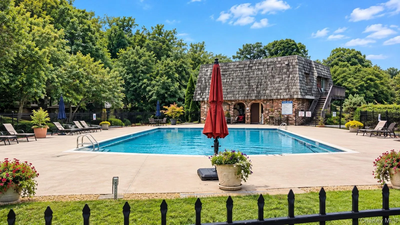 Community Pool Community Pool