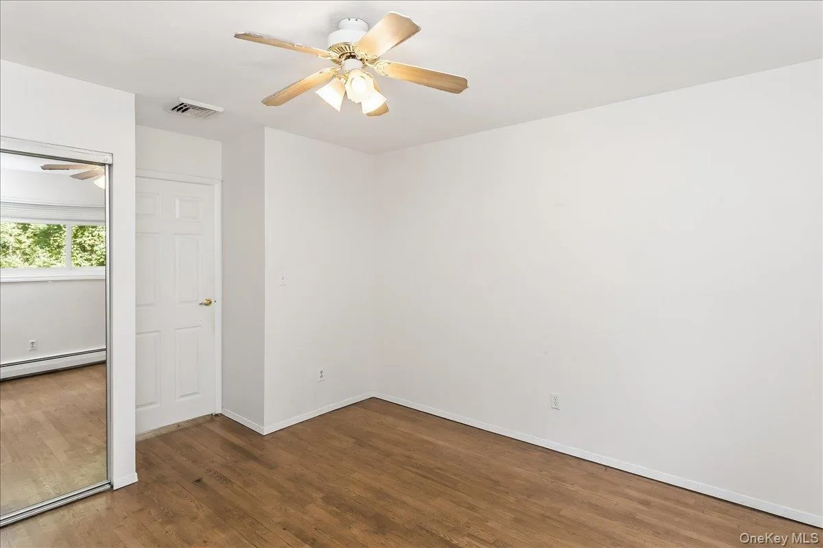 274 Marlin Street, Huntington, NY, 4 Bedrooms Bedrooms, 8 Rooms Rooms,3 BathroomsBathrooms,Residential,For Rent,Marlin,0,1051210 274 Marlin Street, Huntington, NY, 4 Bedrooms Bedrooms, 8 Rooms Rooms,3 BathroomsBathrooms,Residential,For Rent,Marlin,0,1051210