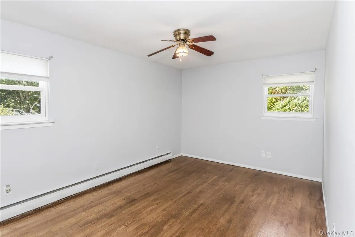 274 Marlin Street, Huntington, NY, 4 Bedrooms Bedrooms, 8 Rooms Rooms,3 BathroomsBathrooms,Residential,For Rent,Marlin,0,1051210 274 Marlin Street, Huntington, NY, 4 Bedrooms Bedrooms, 8 Rooms Rooms,3 BathroomsBathrooms,Residential,For Rent,Marlin,0,1051210