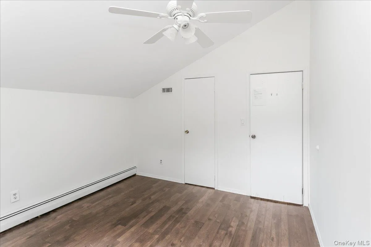 274 Marlin Street, Huntington, NY, 4 Bedrooms Bedrooms, 8 Rooms Rooms,3 BathroomsBathrooms,Residential,For Rent,Marlin,0,1051210 274 Marlin Street, Huntington, NY, 4 Bedrooms Bedrooms, 8 Rooms Rooms,3 BathroomsBathrooms,Residential,For Rent,Marlin,0,1051210