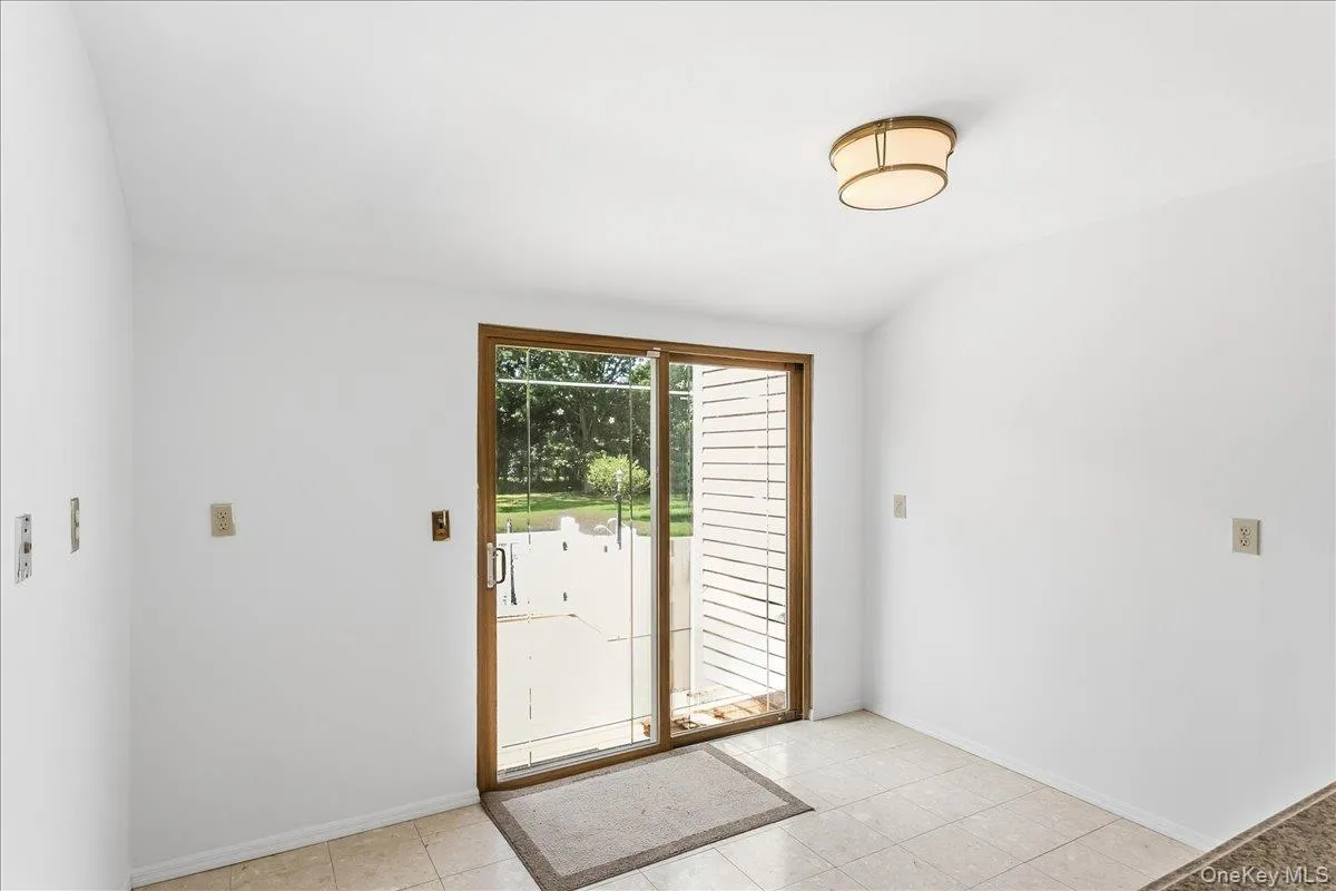 274 Marlin Street, Huntington, NY, 4 Bedrooms Bedrooms, 8 Rooms Rooms,3 BathroomsBathrooms,Residential,For Rent,Marlin,0,1051210 274 Marlin Street, Huntington, NY, 4 Bedrooms Bedrooms, 8 Rooms Rooms,3 BathroomsBathrooms,Residential,For Rent,Marlin,0,1051210