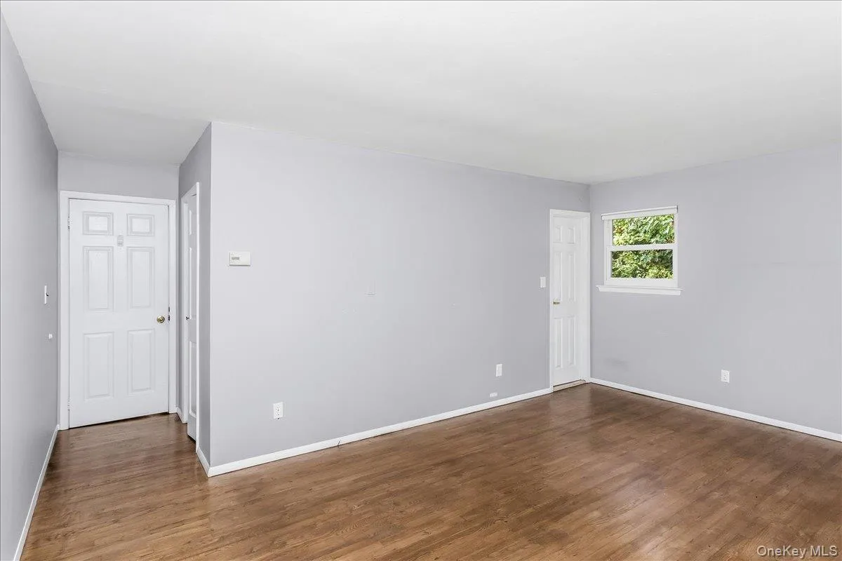 274 Marlin Street, Huntington, NY, 4 Bedrooms Bedrooms, 8 Rooms Rooms,3 BathroomsBathrooms,Residential,For Rent,Marlin,0,1051210 274 Marlin Street, Huntington, NY, 4 Bedrooms Bedrooms, 8 Rooms Rooms,3 BathroomsBathrooms,Residential,For Rent,Marlin,0,1051210