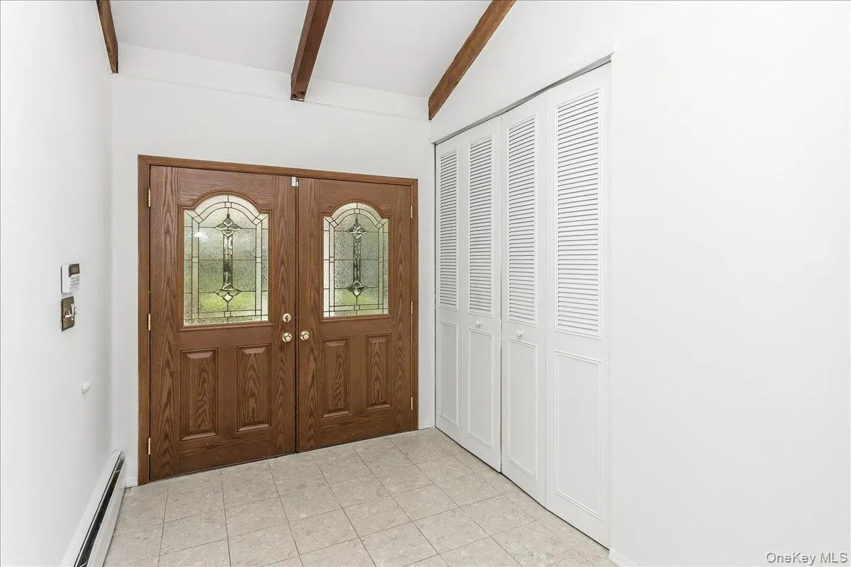 274 Marlin Street, Huntington, NY, 4 Bedrooms Bedrooms, 8 Rooms Rooms,3 BathroomsBathrooms,Residential,For Rent,Marlin,0,1051210 274 Marlin Street, Huntington, NY, 4 Bedrooms Bedrooms, 8 Rooms Rooms,3 BathroomsBathrooms,Residential,For Rent,Marlin,0,1051210