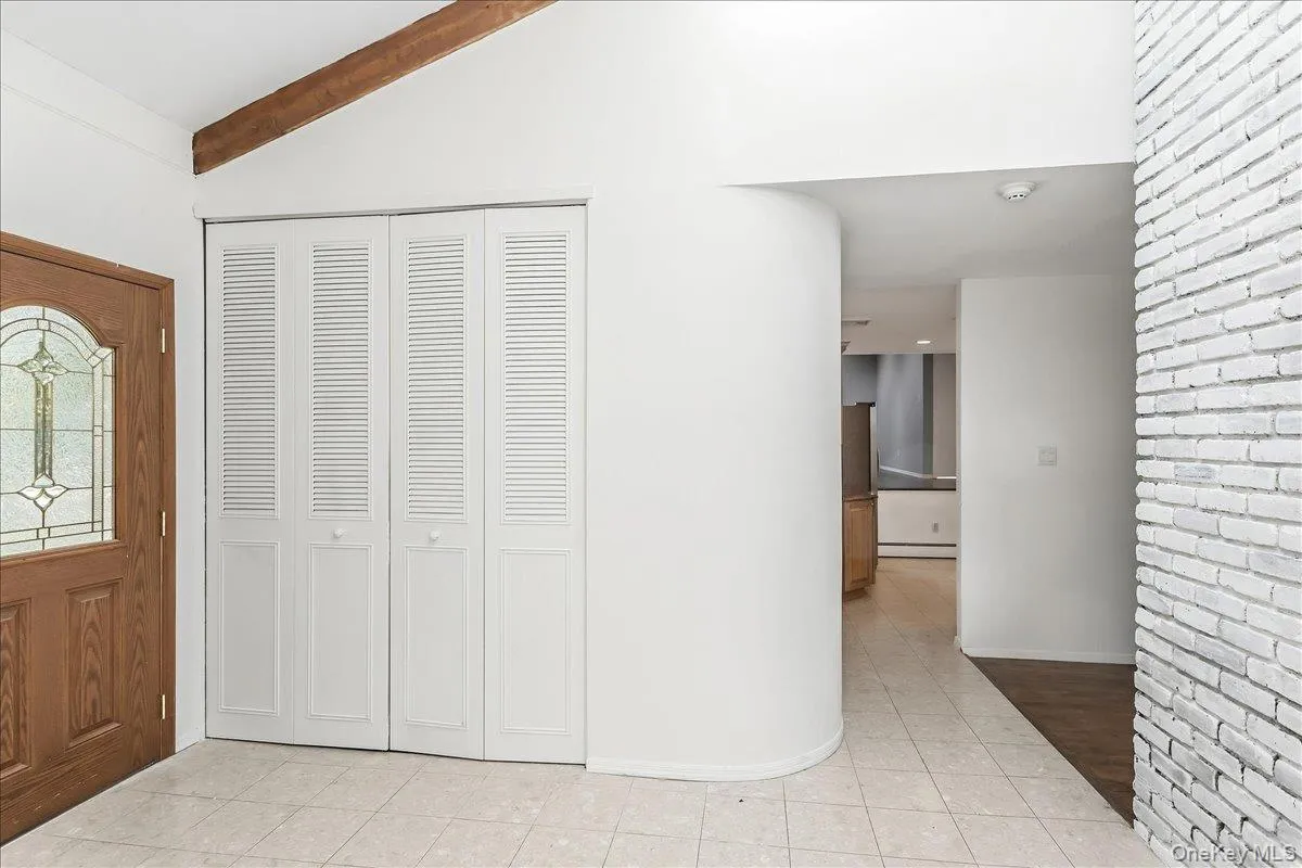 274 Marlin Street, Huntington, NY, 4 Bedrooms Bedrooms, 8 Rooms Rooms,3 BathroomsBathrooms,Residential,For Rent,Marlin,0,1051210 274 Marlin Street, Huntington, NY, 4 Bedrooms Bedrooms, 8 Rooms Rooms,3 BathroomsBathrooms,Residential,For Rent,Marlin,0,1051210