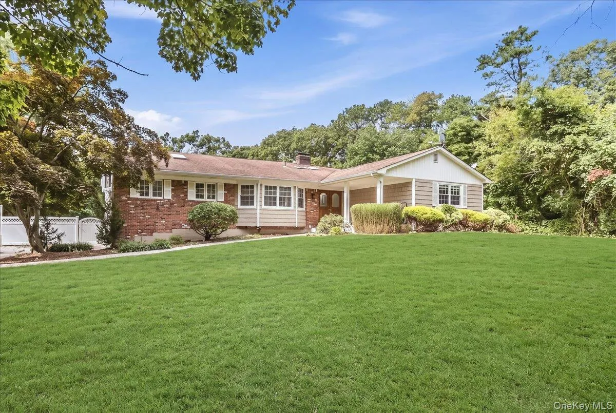 274 Marlin Street, Huntington, NY, 4 Bedrooms Bedrooms, 8 Rooms Rooms,3 BathroomsBathrooms,Residential,For Rent,Marlin,0,1051210 274 Marlin Street, Huntington, NY, 4 Bedrooms Bedrooms, 8 Rooms Rooms,3 BathroomsBathrooms,Residential,For Rent,Marlin,0,1051210