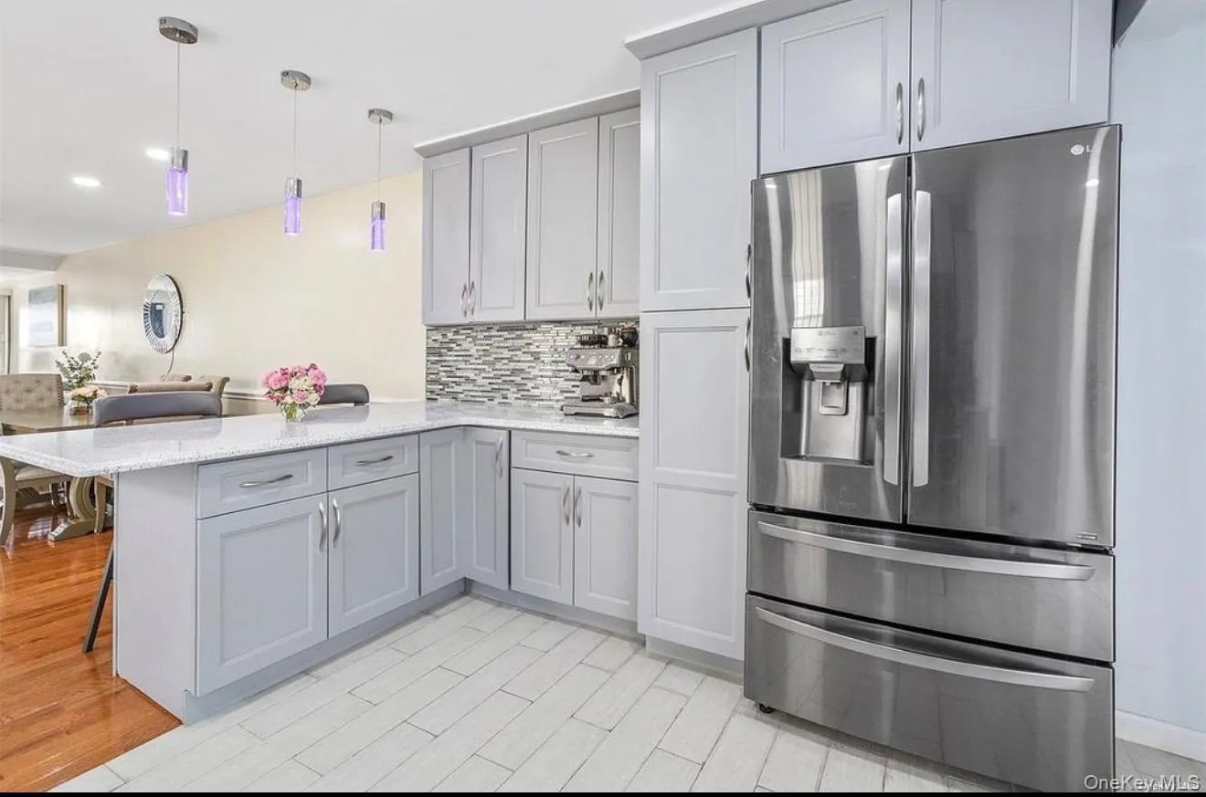 8818 201st Street, New York, NY, 3 Bedrooms Bedrooms, 8 Rooms Rooms,2 BathroomsBathrooms,Residential,For Rent,201st,0,1051212 8818 201st Street, New York, NY, 3 Bedrooms Bedrooms, 8 Rooms Rooms,2 BathroomsBathrooms,Residential,For Rent,201st,0,1051212