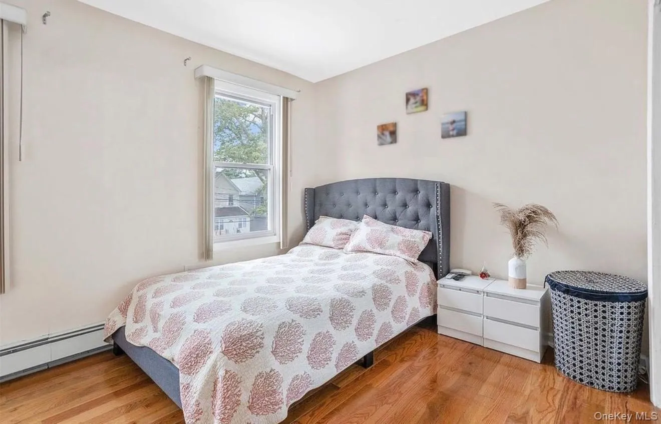 8818 201st Street, New York, NY, 3 Bedrooms Bedrooms, 8 Rooms Rooms,2 BathroomsBathrooms,Residential,For Rent,201st,0,1051212 8818 201st Street, New York, NY, 3 Bedrooms Bedrooms, 8 Rooms Rooms,2 BathroomsBathrooms,Residential,For Rent,201st,0,1051212
