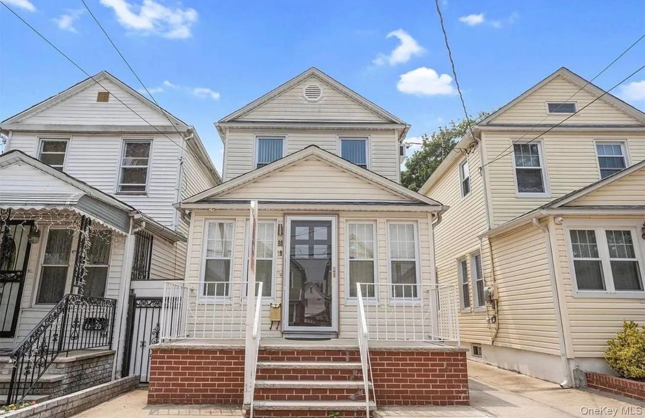 8818 201st Street, New York, NY, 3 Bedrooms Bedrooms, 8 Rooms Rooms,2 BathroomsBathrooms,Residential,For Rent,201st,0,1051212 8818 201st Street, New York, NY, 3 Bedrooms Bedrooms, 8 Rooms Rooms,2 BathroomsBathrooms,Residential,For Rent,201st,0,1051212