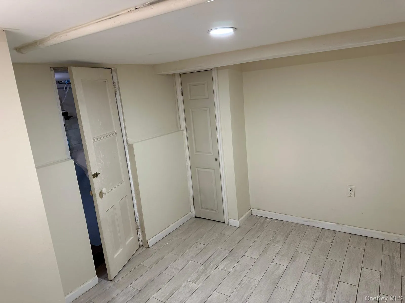 8818 201st Street, New York, NY, 3 Bedrooms Bedrooms, 8 Rooms Rooms,2 BathroomsBathrooms,Residential,For Rent,201st,0,1051212 8818 201st Street, New York, NY, 3 Bedrooms Bedrooms, 8 Rooms Rooms,2 BathroomsBathrooms,Residential,For Rent,201st,0,1051212