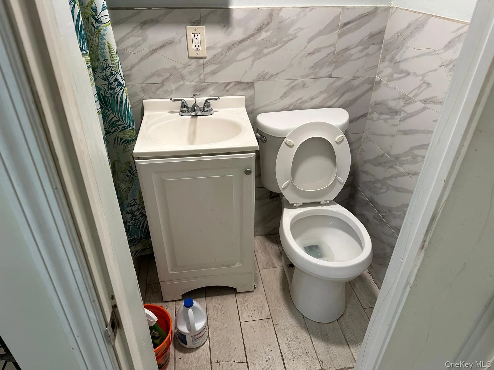 8818 201st Street, New York, NY, 3 Bedrooms Bedrooms, 8 Rooms Rooms,2 BathroomsBathrooms,Residential,For Rent,201st,0,1051212 8818 201st Street, New York, NY, 3 Bedrooms Bedrooms, 8 Rooms Rooms,2 BathroomsBathrooms,Residential,For Rent,201st,0,1051212